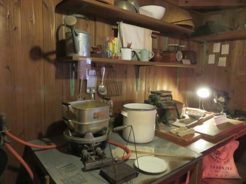 「チキンラーメン」が誕生した研究小屋