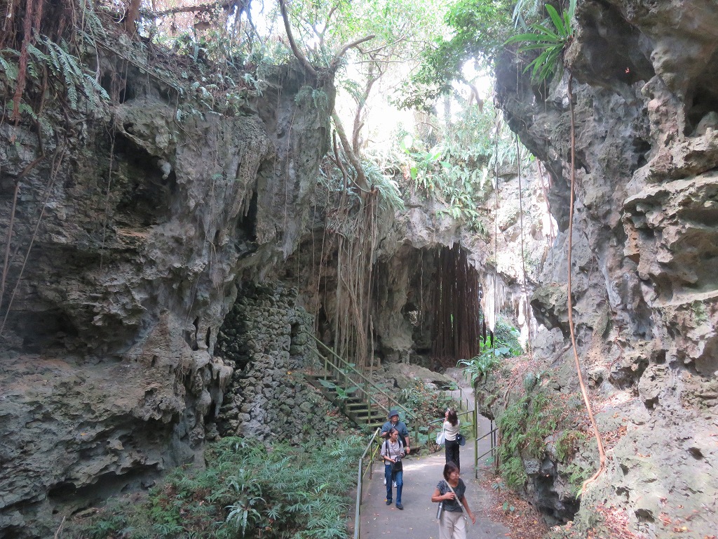 ガンガラーの谷