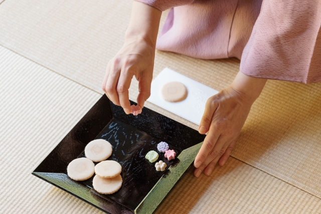 干菓子の食べ方