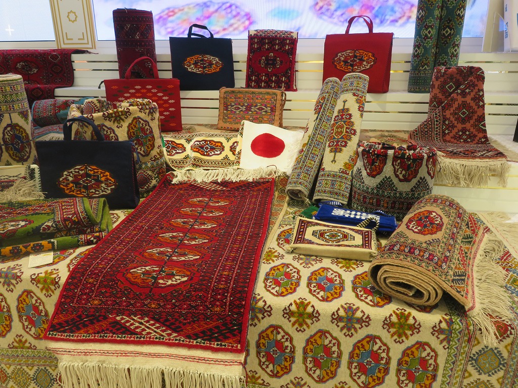 トルクメニスタンの織物