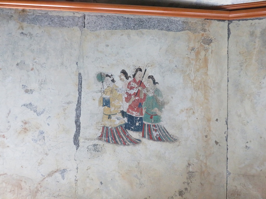 女子群像の現状模写